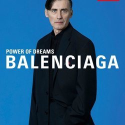 Chaqueta de traje negra de la colección primavera/verano 2020 de Balenciaga