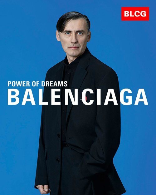 Chaqueta de traje negra de la colección primavera/verano 2020 de Balenciaga