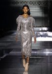 Vestido metalizado otoño/ invierno 2020 de Burberry
