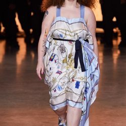 Vestido de seda primavera/ verano 2020 Tommy Hilfiger