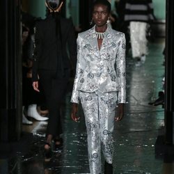 Traje sastre primavera/ verano 2020 Erdem