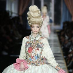 Desfile otoño/invierno 2020-2021 de Moschino en la MFW