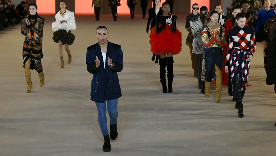 Carrusel desfile otoño/ invierno 2020-2021 de Balmain