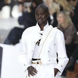 Conjunto en blanco impoluto otoño/ invierno 2020-2021 Chanel