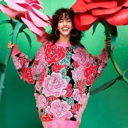Jersey oversize con estampado de flores de la coleción de María Escoté para Desigual