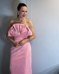Aitana Sánchez-Gijón con un vestido rosa de Carolina Herrera en los Premios Forqué 2021