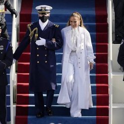 Jennifer Lopez vestida de Chanel en la toma de posesión de Joe Biden