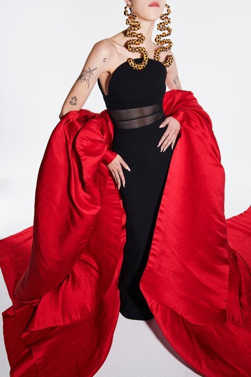 Look 21 de la colección Alta Costura primavera/verano 2021 de Schiaparelli