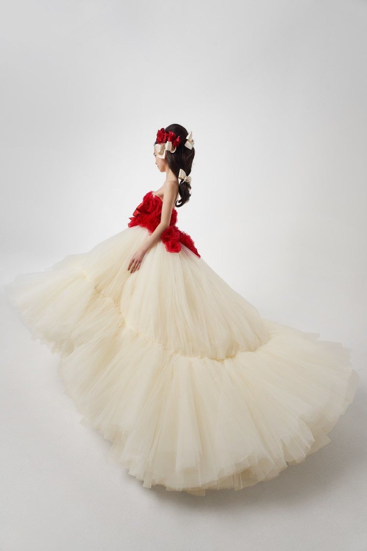 Look 2 de la colección Alta Costura primavera/verano 2021 de Giambattista Valli
