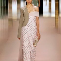 Look 11 (Adwoa Aboah) de la colección Alta Costura primavera/verano 2021 de Fendi