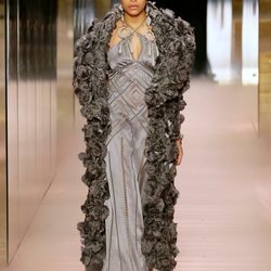 Look 13 de la colección Alta Costura primavera/verano 2021 de Fendi
