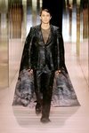 Look 14 de la colección Alta Costura primavera/verano 2021 de Fendi