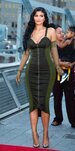 Kylie Jenner con un vestido vintage de la colección primavera/verano 1997 de Jean Paul Gaultier