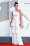 Penélope Cruz de Chanel en la premiere de 'Competencia oficial' en el Festival de Venecia 2021