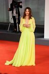 Valentina Cervi de Valentino en la premiere de 'La Scuola Cattolic' en el Festival de Venecia 2021