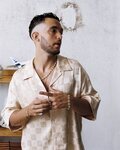 Camisa de cuadros dameros de la colección C. Tangana para Bershka