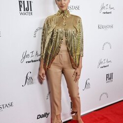 Irina Shayk en los Premios Daily Front Row 2021 durante la Semana de la Moda de Nueva York primera/verano 2022