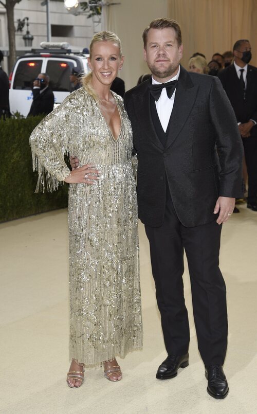 Julia Carey y James Corden de Gucci en la MET Gala 2021