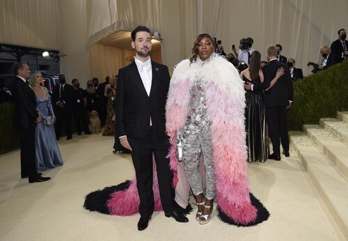 Serena Williams y Alexis Ohanian de Gucci en la MET Gala 2021