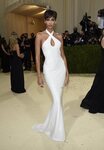 Joan Smalls de Ralph Lauren en la MET Gala 2021
