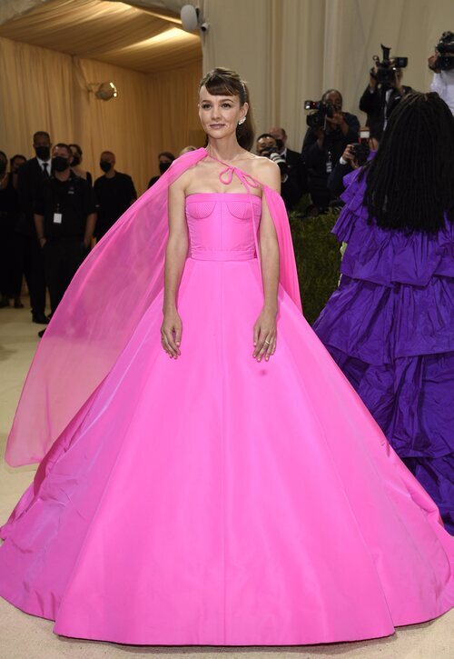 Carey Mulligan de Valetino en la MET Gala 2021