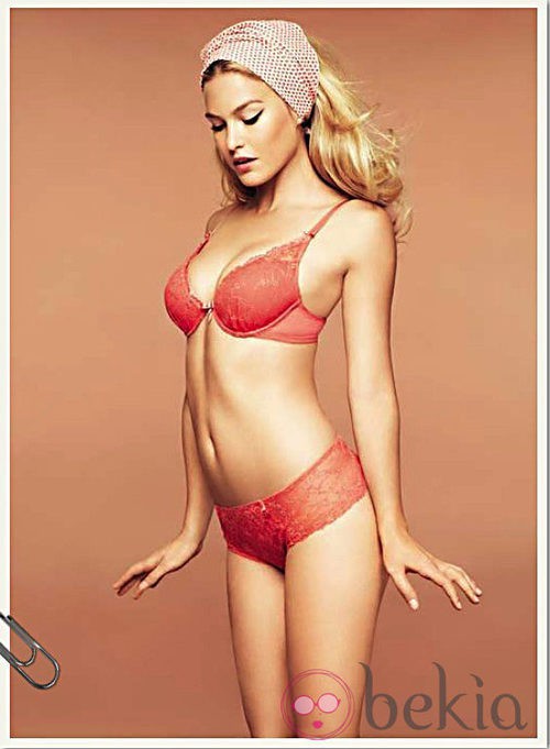 Bar Refaeli para la primavera/verano 2012 de Passionata