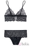 Ropa interior negra de la colección especial de 'San Valentín 2012' de Etam