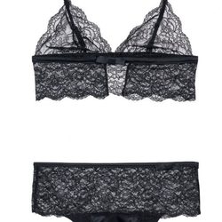 Ropa interior negra de la colección especial de 'San Valentín 2012' de Etam