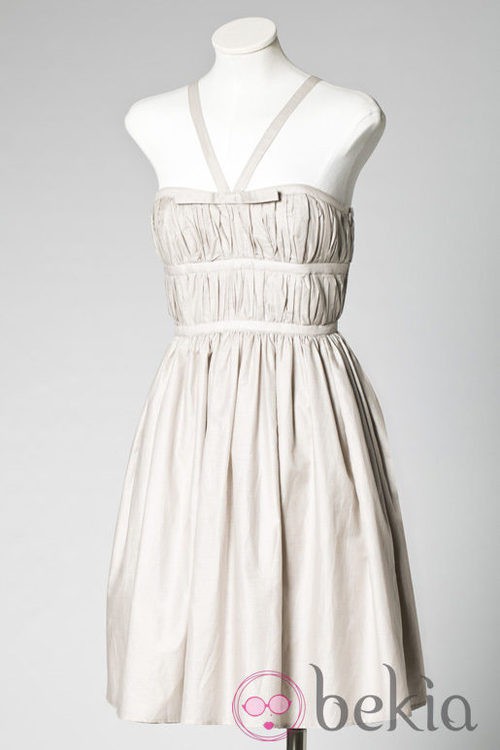 Vestido de vuelo marfil de Caramelo by Antonio Pernas