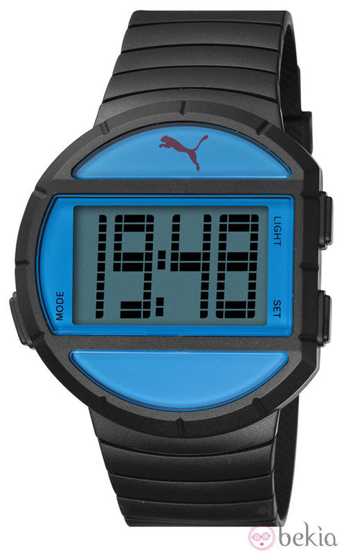 Reloj deportivo 'Half Time' de la firma Puma en color negro y azul