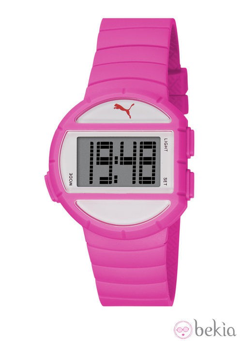 Reloj deportivo 'Half Time' de la firma Puma en color rosa