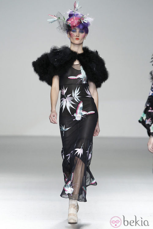 Vestido semitransparente con mariposas de Elisa Palomino en la Madrid Fashion Week