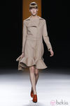 Abrigo con cremallera de la colección otoño/invierno 2012/2013 de Juanjo Oliva