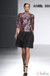 Camiseta de paillettes rosa de la colección otoño/invierno 2012/2013 de Ángel Schlesser