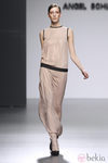 Vestido nude de la colección otoño/invierno 2012/2013 de Ángel Schlesser