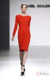 Vestido rojo de la colección otoño/invierno 2012/2013 de Ángel Schlesser
