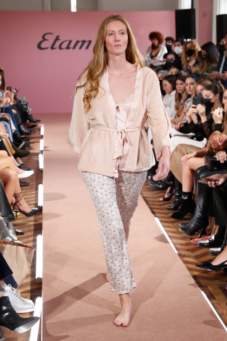 Conjunto pijamero de la colección otoño/invierno 2021 de Etam