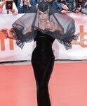 Lady Gaga de Armani Privé en la premiere de 'Ha nacido una estrella' en Toronto