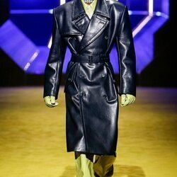 Ashton Sanders desfilando para Prada otoño/invierno 2022/2023