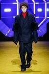 Filippo Scotti desfilando para Prada otoño/invierno 2022/2023