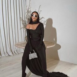 Kim Kardashian de Balenciaga para el 50 cumpleaños de Jeff Leatham