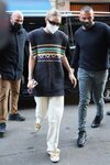 Gigi Hadid en Milán durante la Semana de la Moda otoño/invierno 2022/2023 Milan