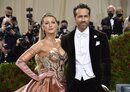 Blake Lively y Ryan Reynolds en la MET Gala 2022