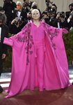 Glenn Close de Valentino en la MET Gala 2022
