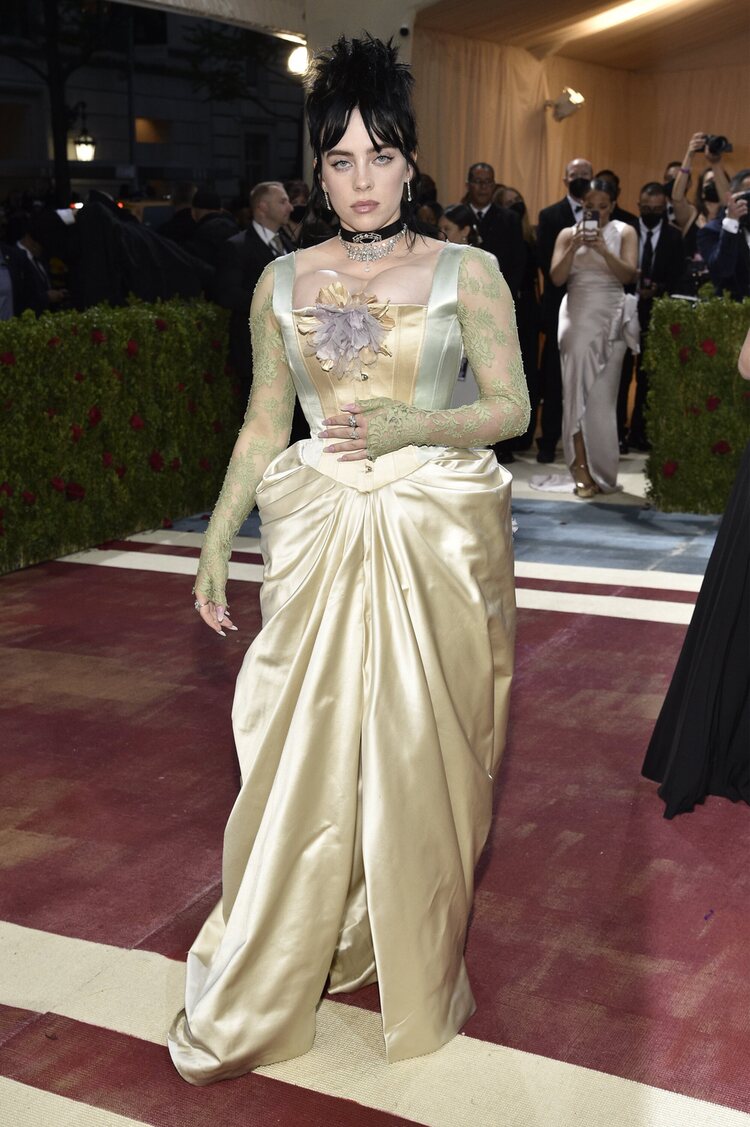 Billie Eilish de Gucci en la MET Gala 2022