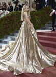 Sabrina Carpenter en la MET Gala 2022