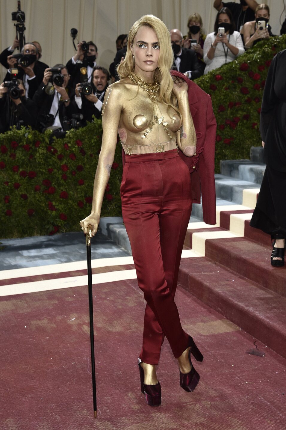 Cara Delevingne en la MET Gala 2022