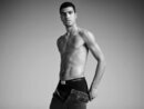 Carlos Alcaraz protagoniza la campaña de Calvin Klein