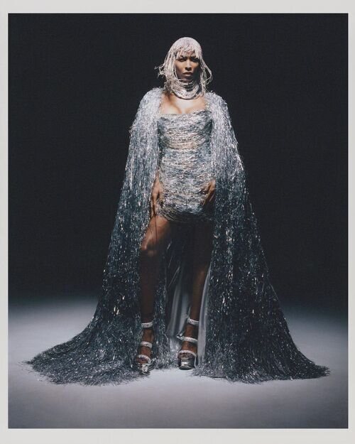 Look 'SUMMER RENAISSANCE' de Beyoncé x Balmain