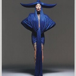 Look 'MOVE' de Beyoncé x Balmain